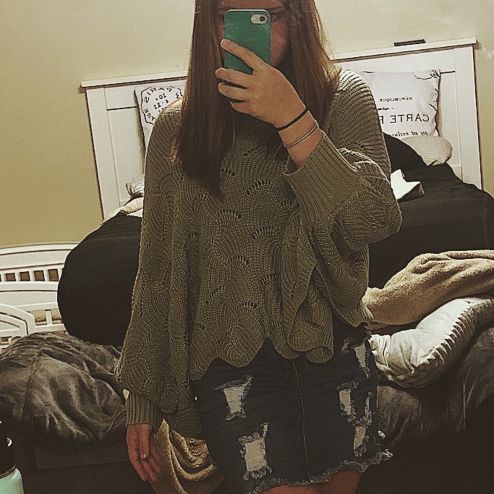 Super Cute Green Shirt